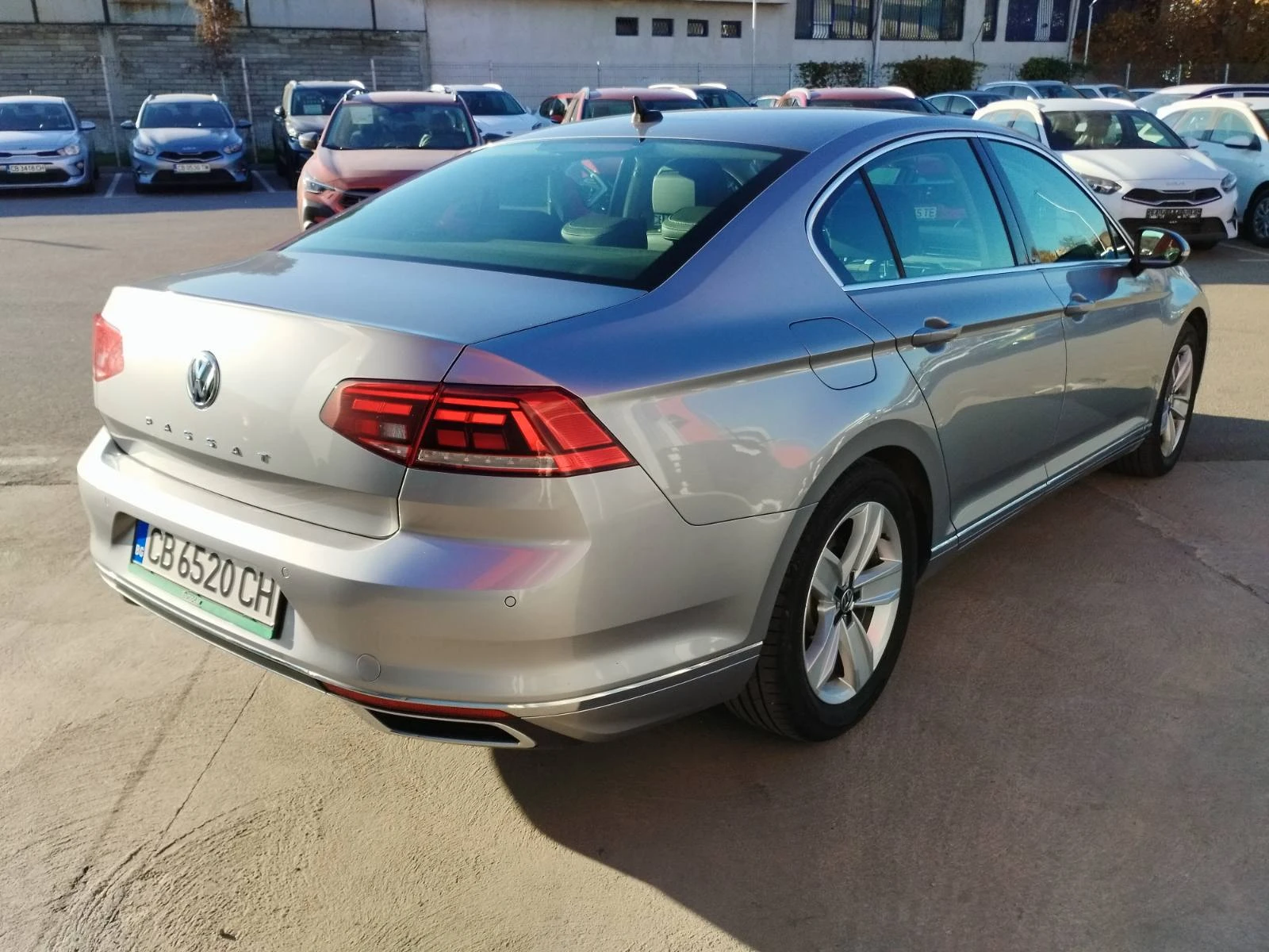 VW Passat 1.5 tsi Гаранция - изображение 4