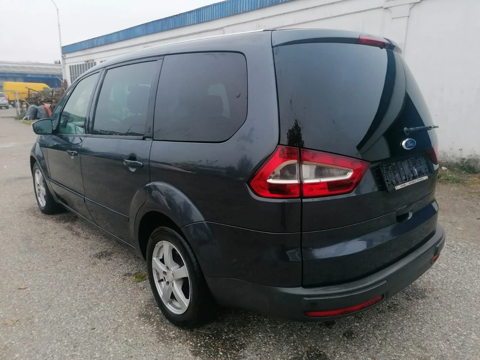 Ford Galaxy  - изображение 6