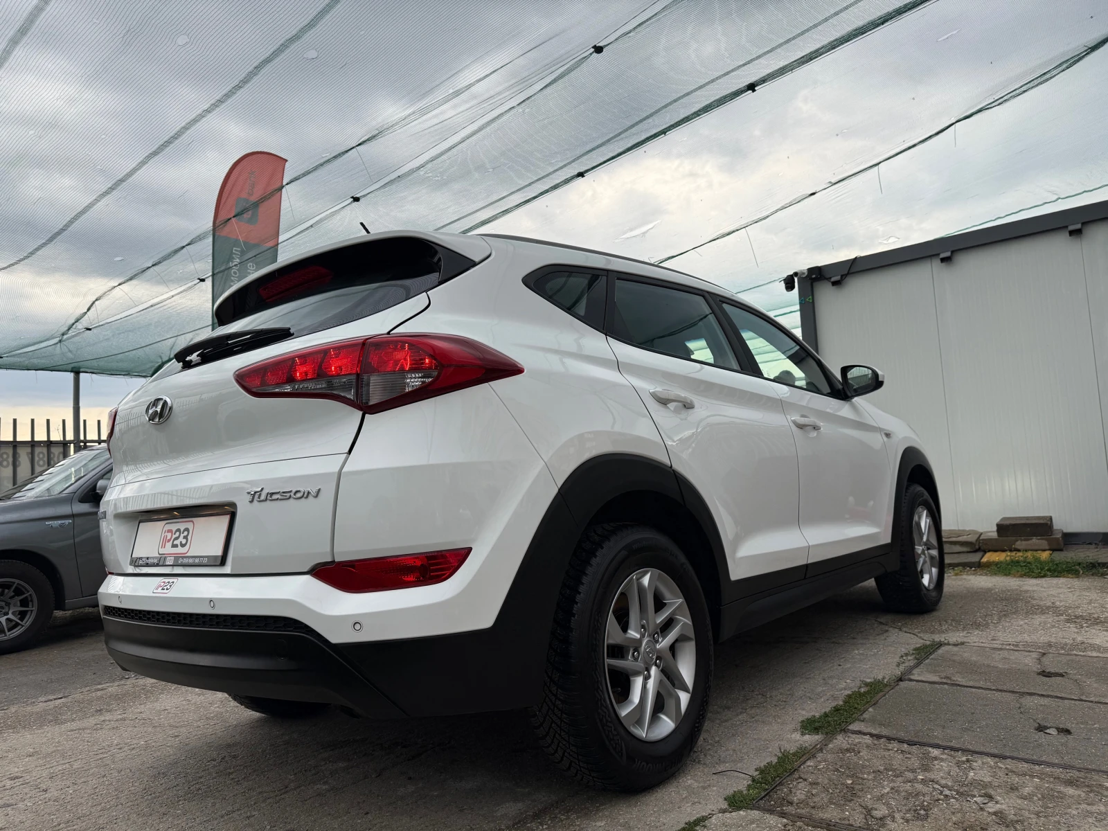 Hyundai Tucson 1.6* БЕНЗИН* РЪЧНИ* СКОРОСТИ* 2WD* * *  - изображение 6