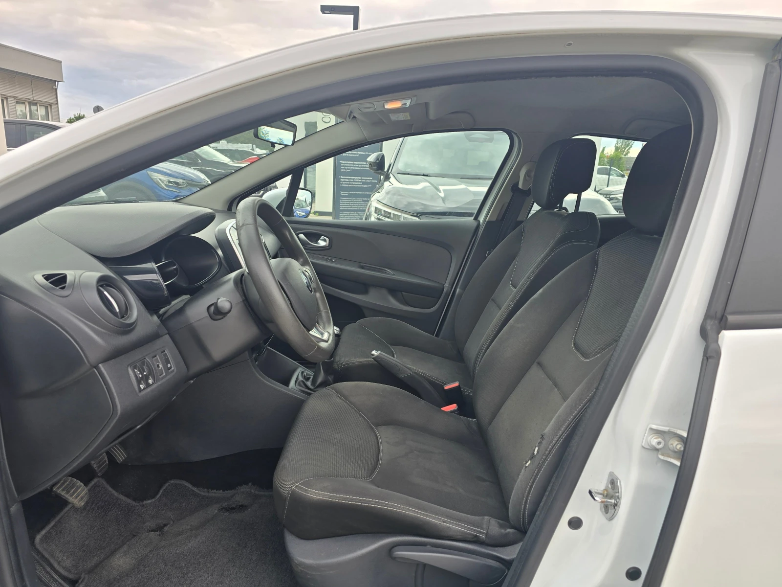 Renault Clio 1.5 dCi - изображение 6