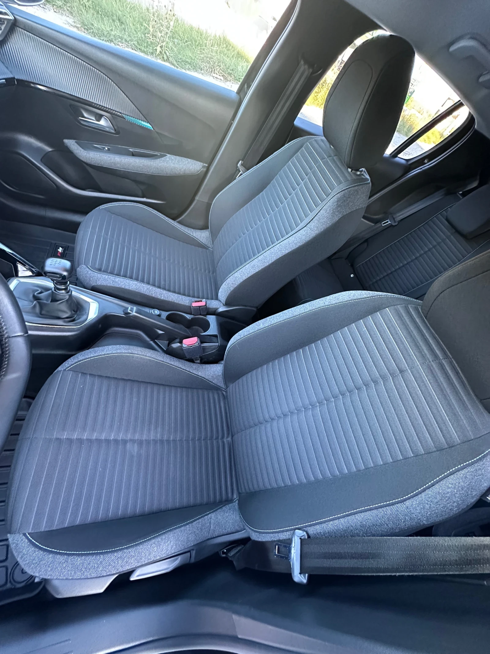 Peugeot 208 1.2i 2021 44хил. Км !!!! - изображение 9