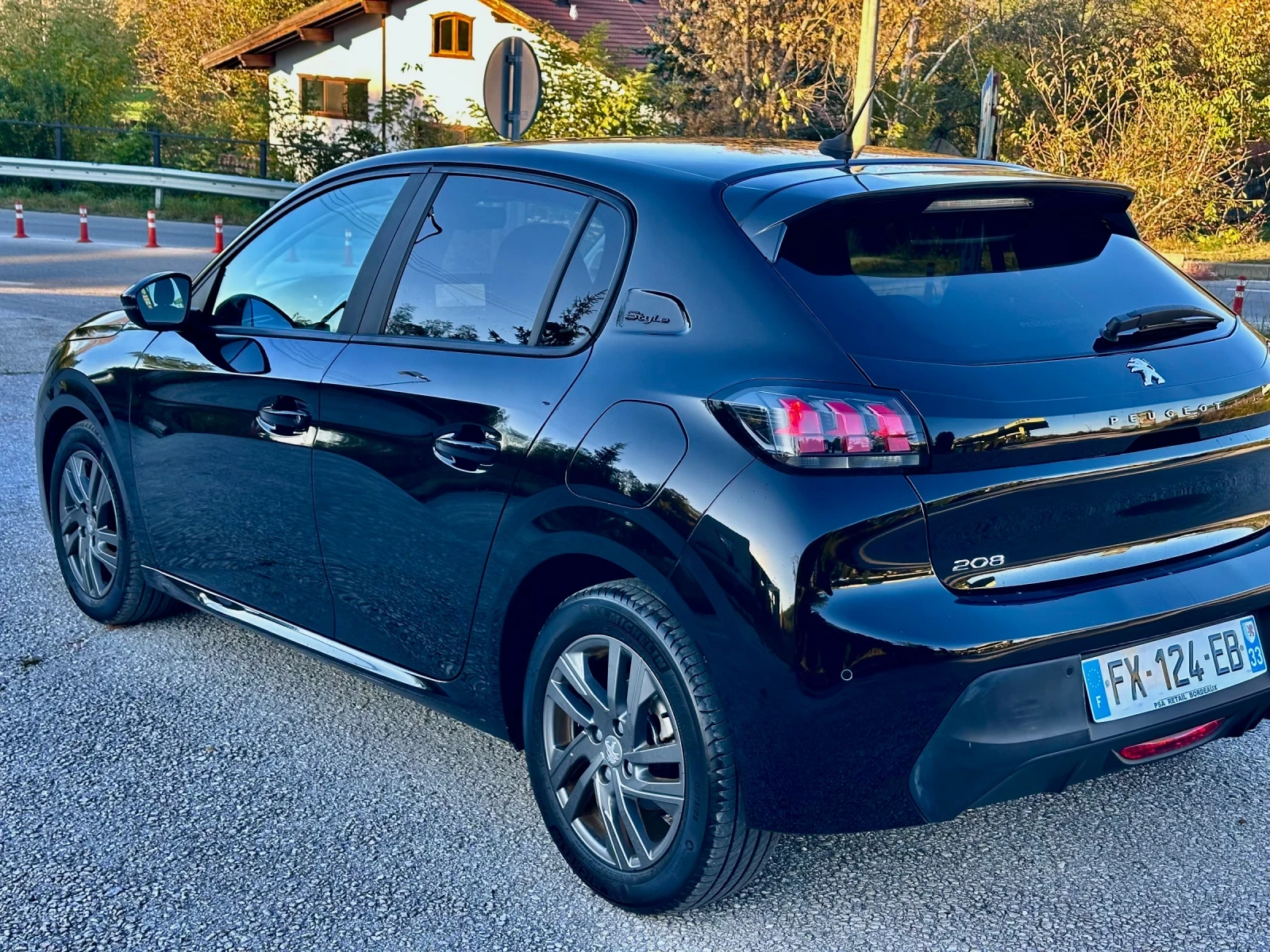 Peugeot 208 1.2i 2021 44хил. Км !!!! - изображение 5