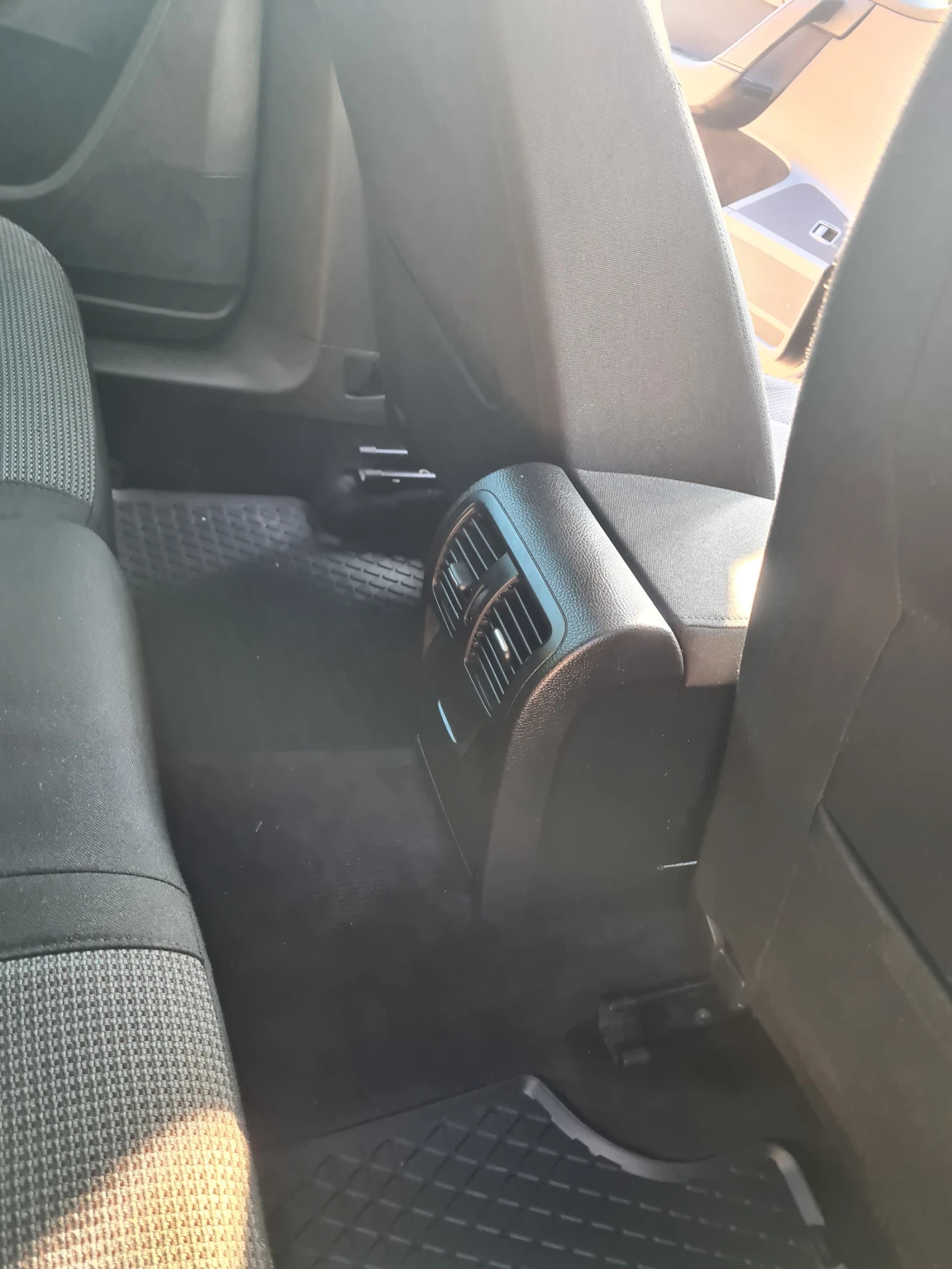 VW Passat | Mobile.bg   13