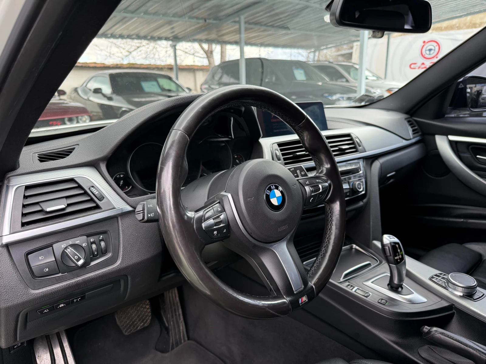 BMW 320 M-PACK, XDRIVE, снимка 11 - Автомобили и джипове - 52331626