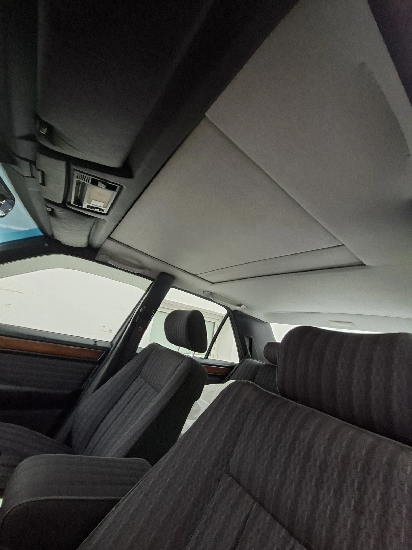 Mercedes-Benz 124  - изображение 8