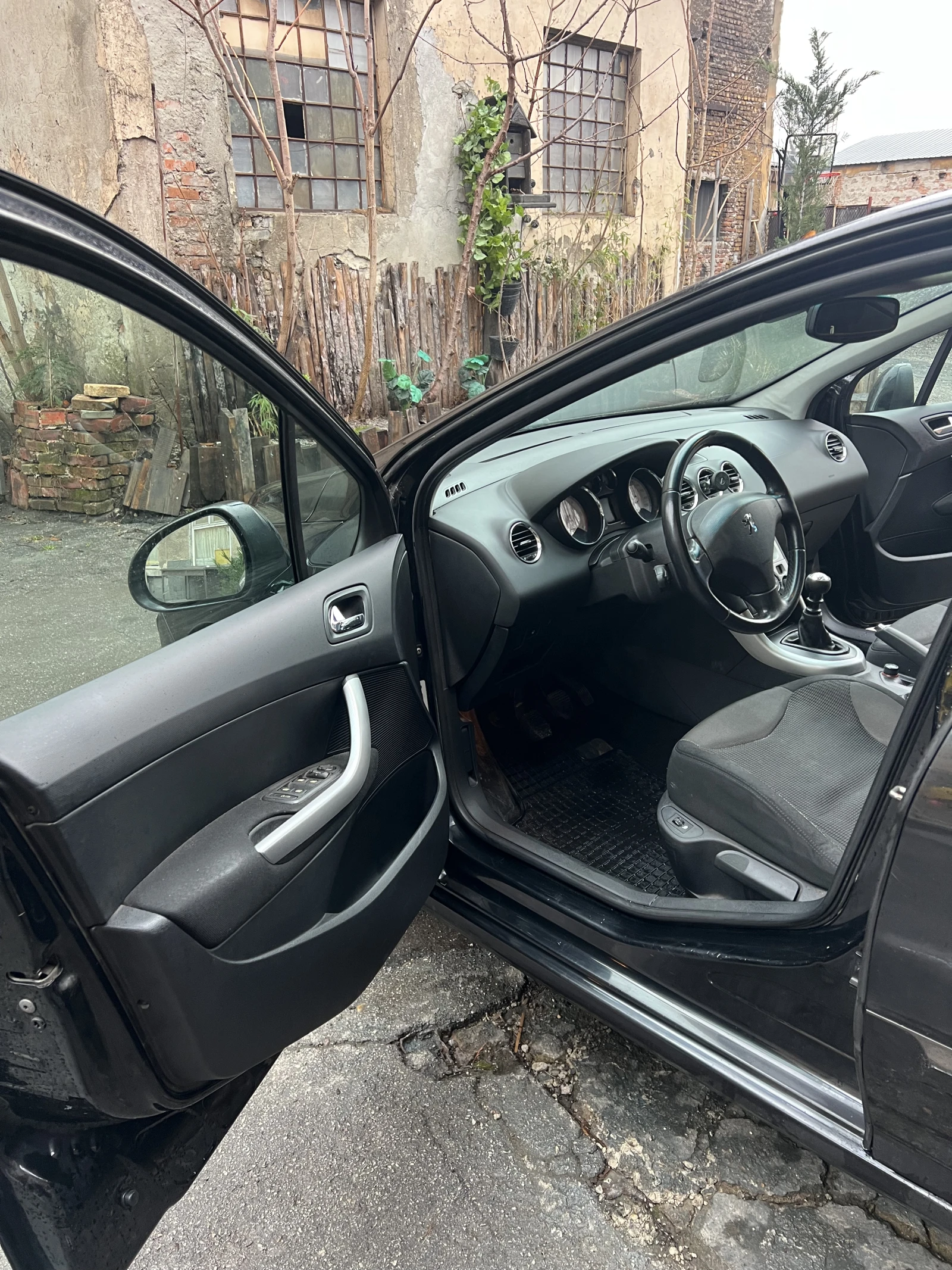 Peugeot 308  - изображение 7