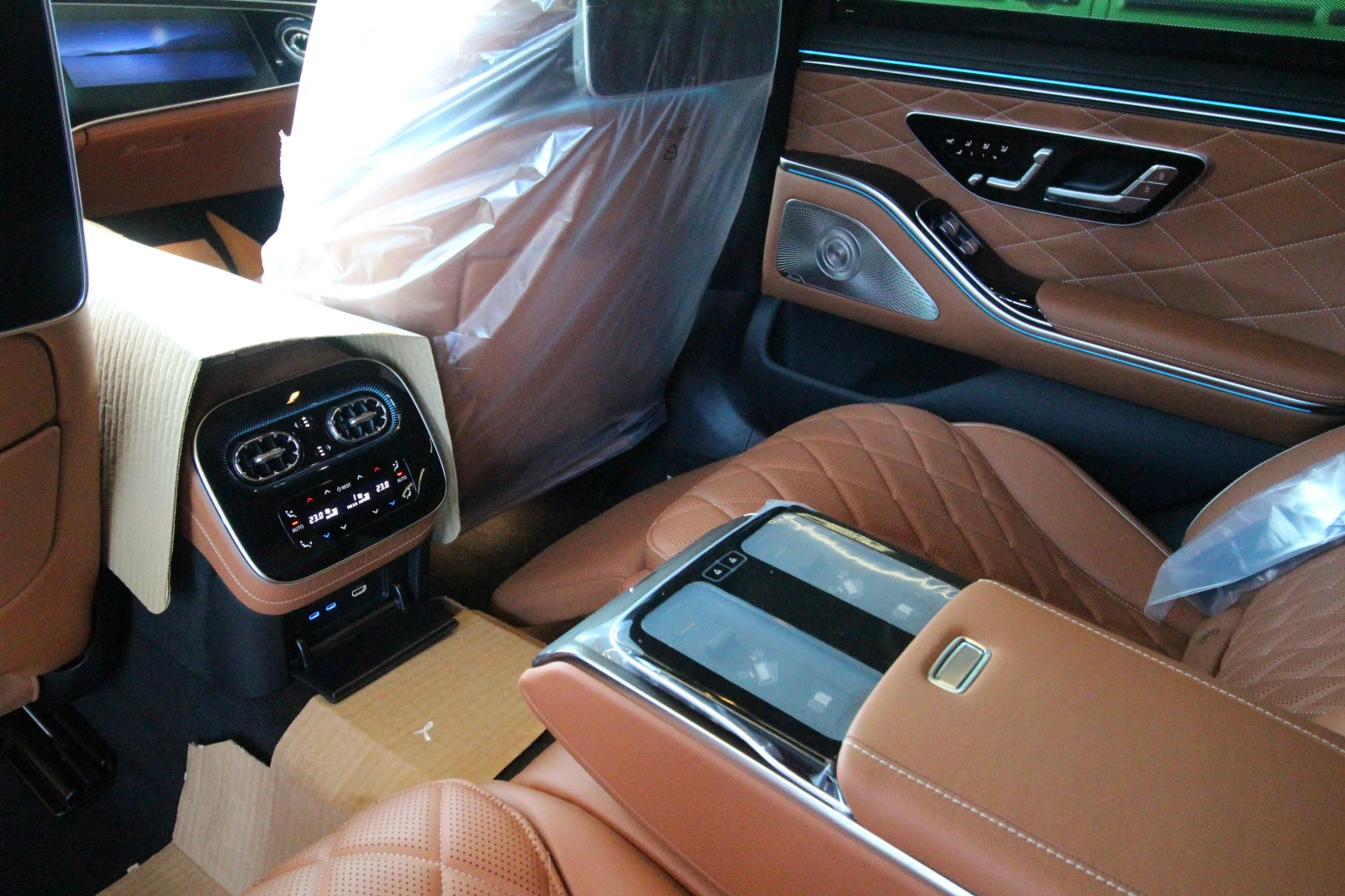 Mercedes-Benz S 450 d Long 4Matic AMG New = MGT Conf = Manufactur Gold, снимка 15 - Автомобили и джипове - 53562401