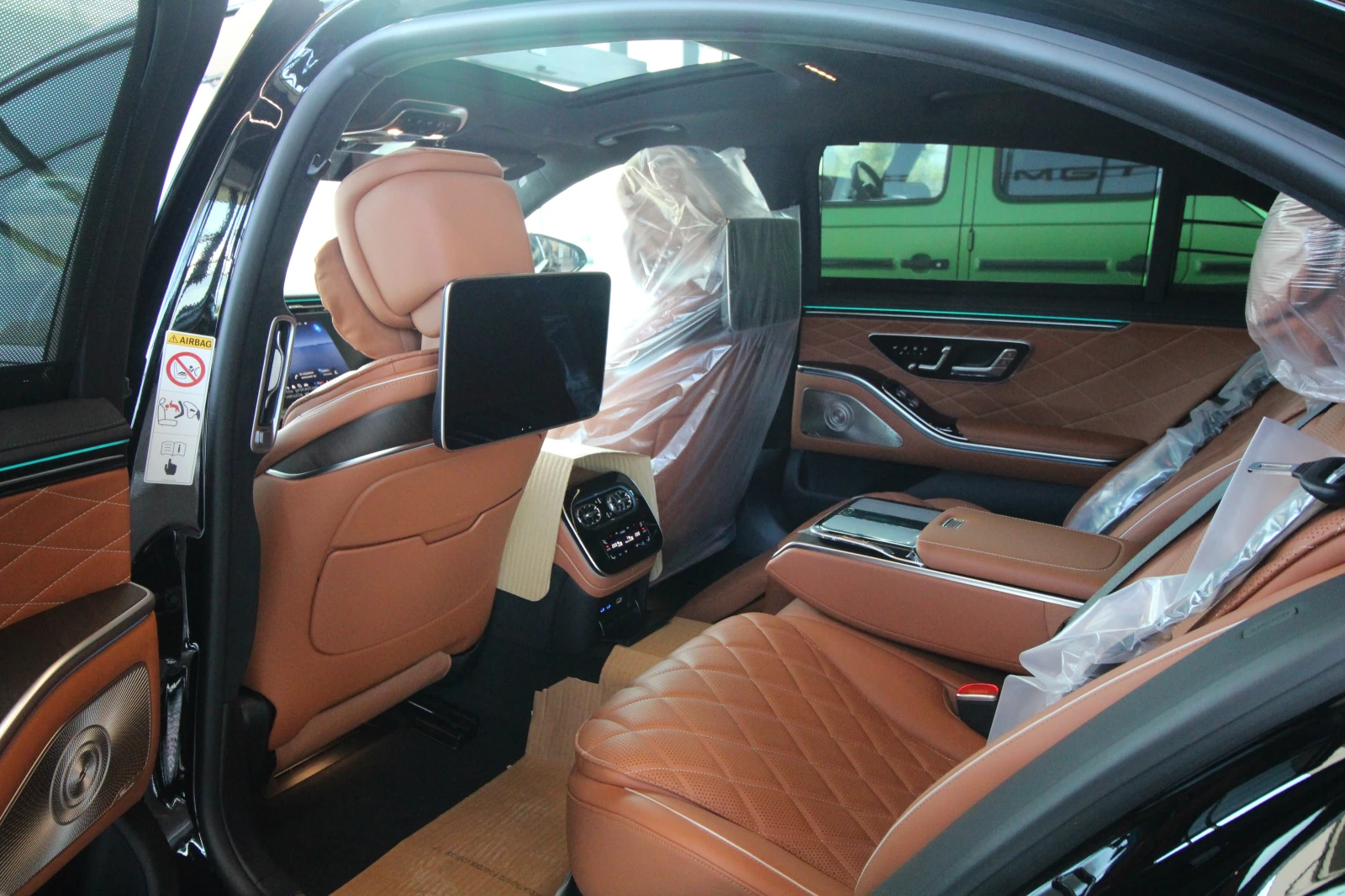 Mercedes-Benz S 450 d Long 4Matic AMG New = MGT Conf = Manufactur Gold, снимка 14 - Автомобили и джипове - 53562401