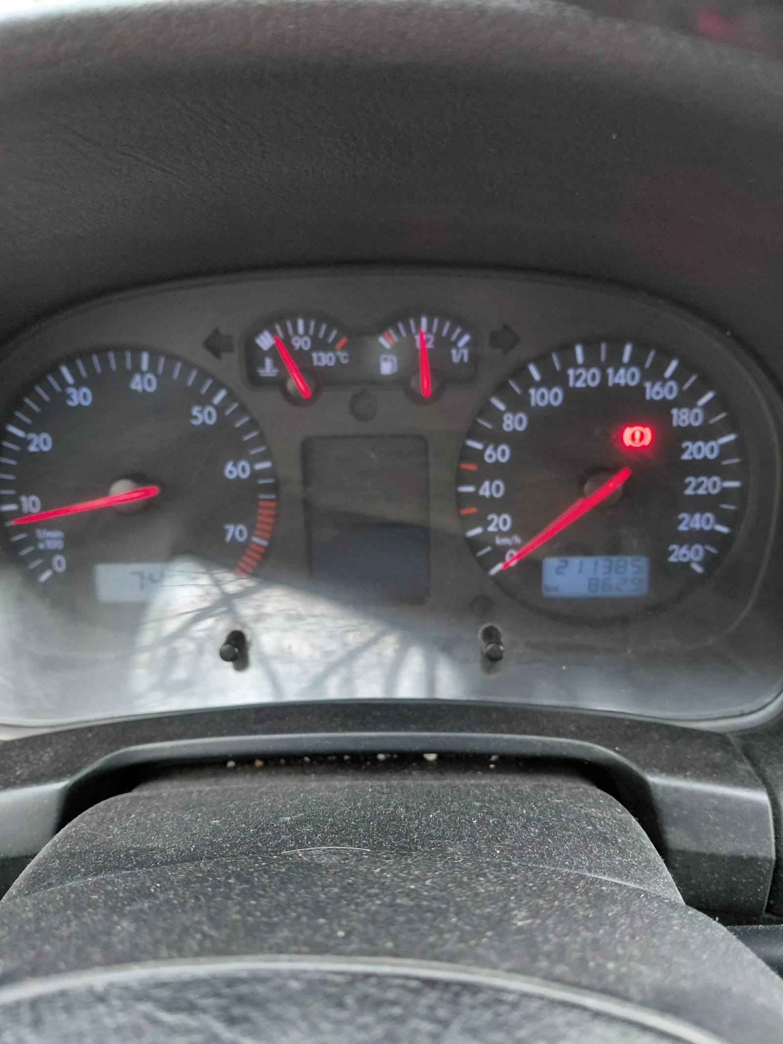 VW Golf, снимка 9 - Автомобили и джипове - 53576443