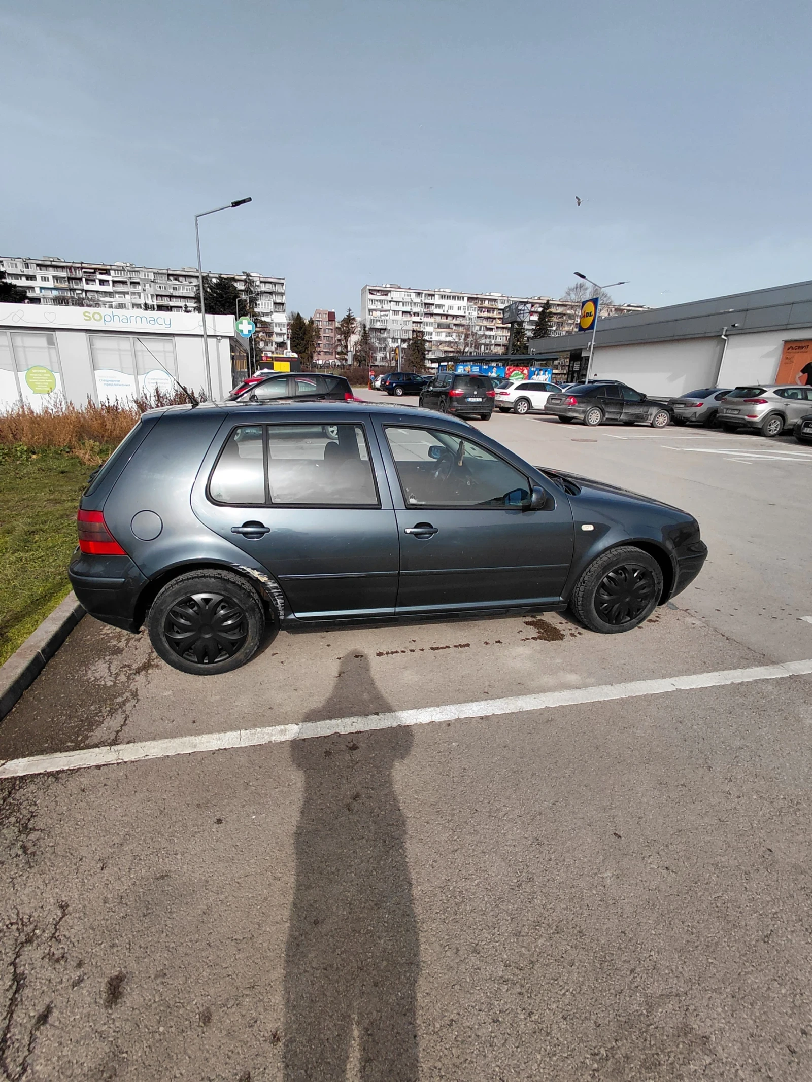 VW Golf, снимка 6 - Автомобили и джипове - 53576443