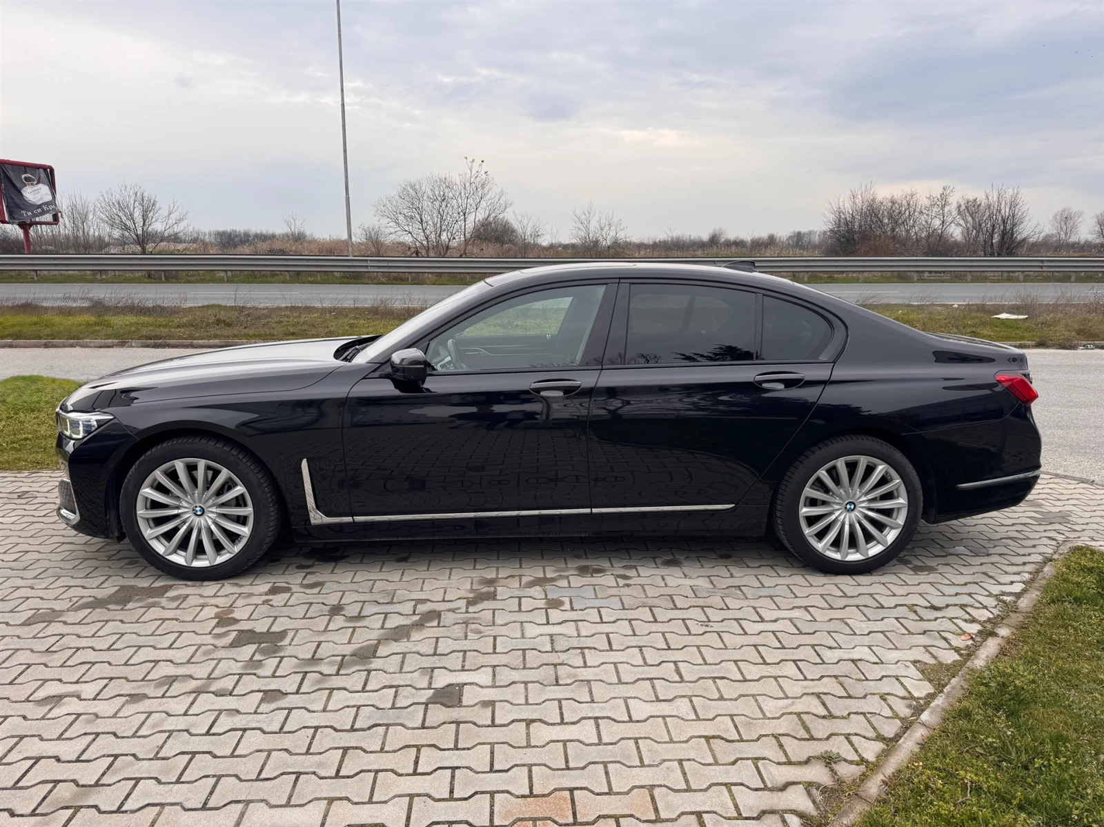 BMW 730 xDrive - изображение 3