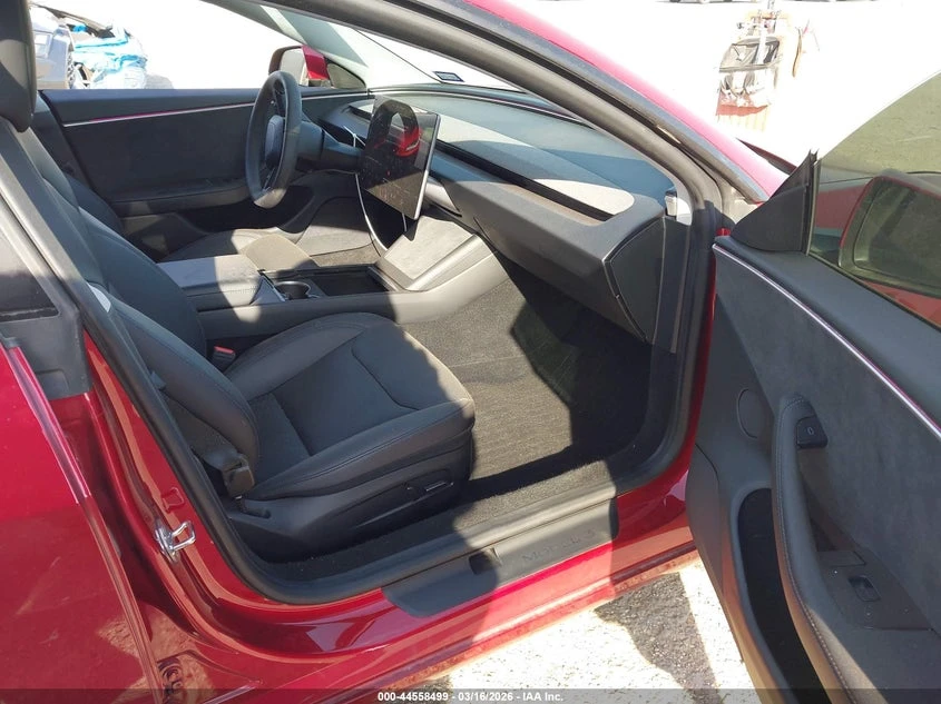 Tesla Model 3 Long Range Dual Motor All-Wheel Drive, снимка 5 - Автомобили и джипове - 54374287