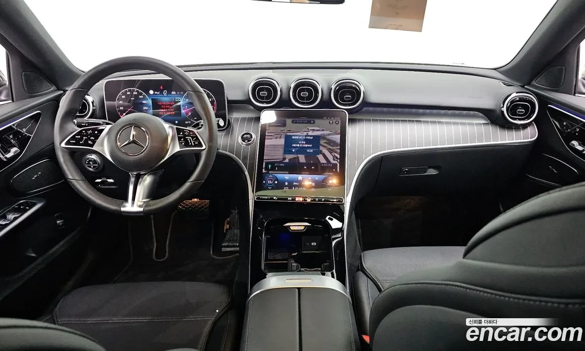 Mercedes-Benz C 300 * 4x4 * DISTRONIC * BURMASTER * ОБДУХВАНЕ * 360, снимка 7 - Автомобили и джипове - 54457224