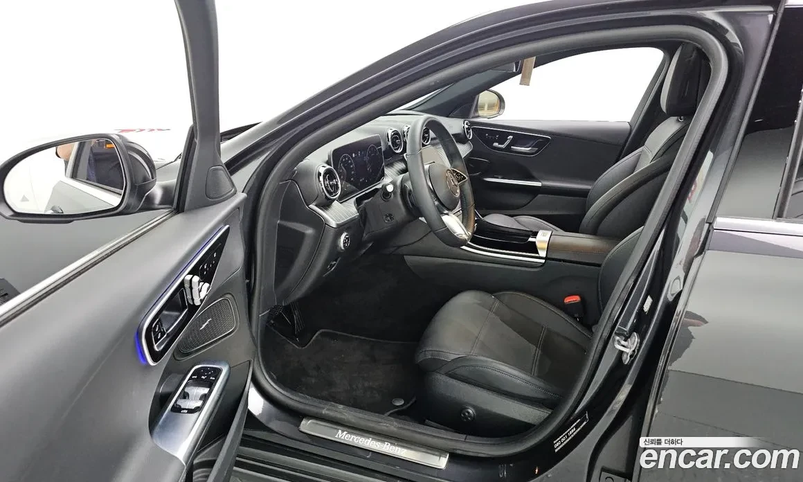 Mercedes-Benz C 300 * 4x4 * DISTRONIC * BURMASTER * ОБДУХВАНЕ * 360, снимка 10 - Автомобили и джипове - 54457224