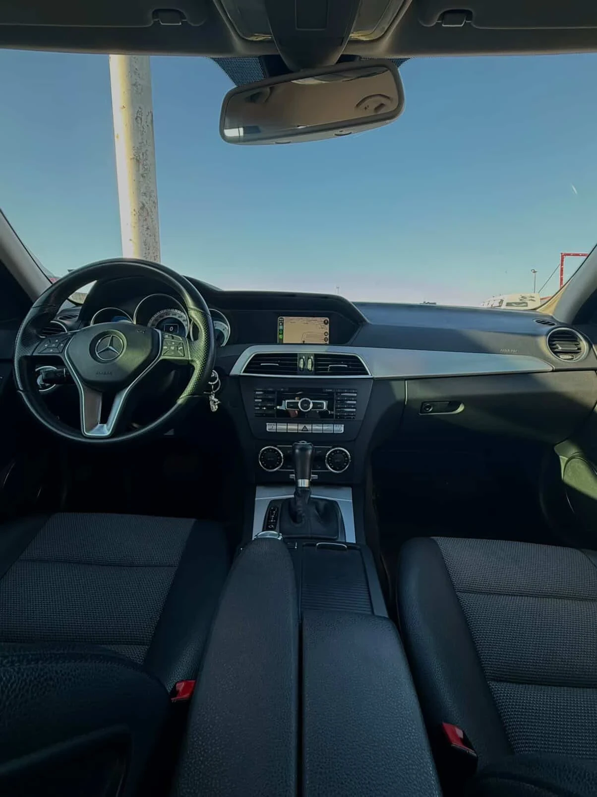 Mercedes-Benz C 200, снимка 14 - Автомобили и джипове - 54562455