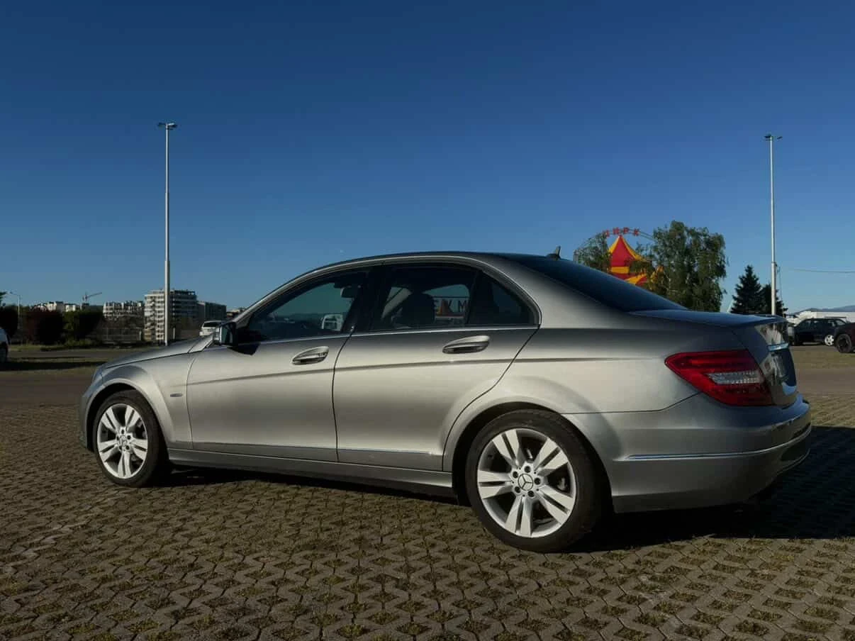 Mercedes-Benz C 200, снимка 3 - Автомобили и джипове - 54562455