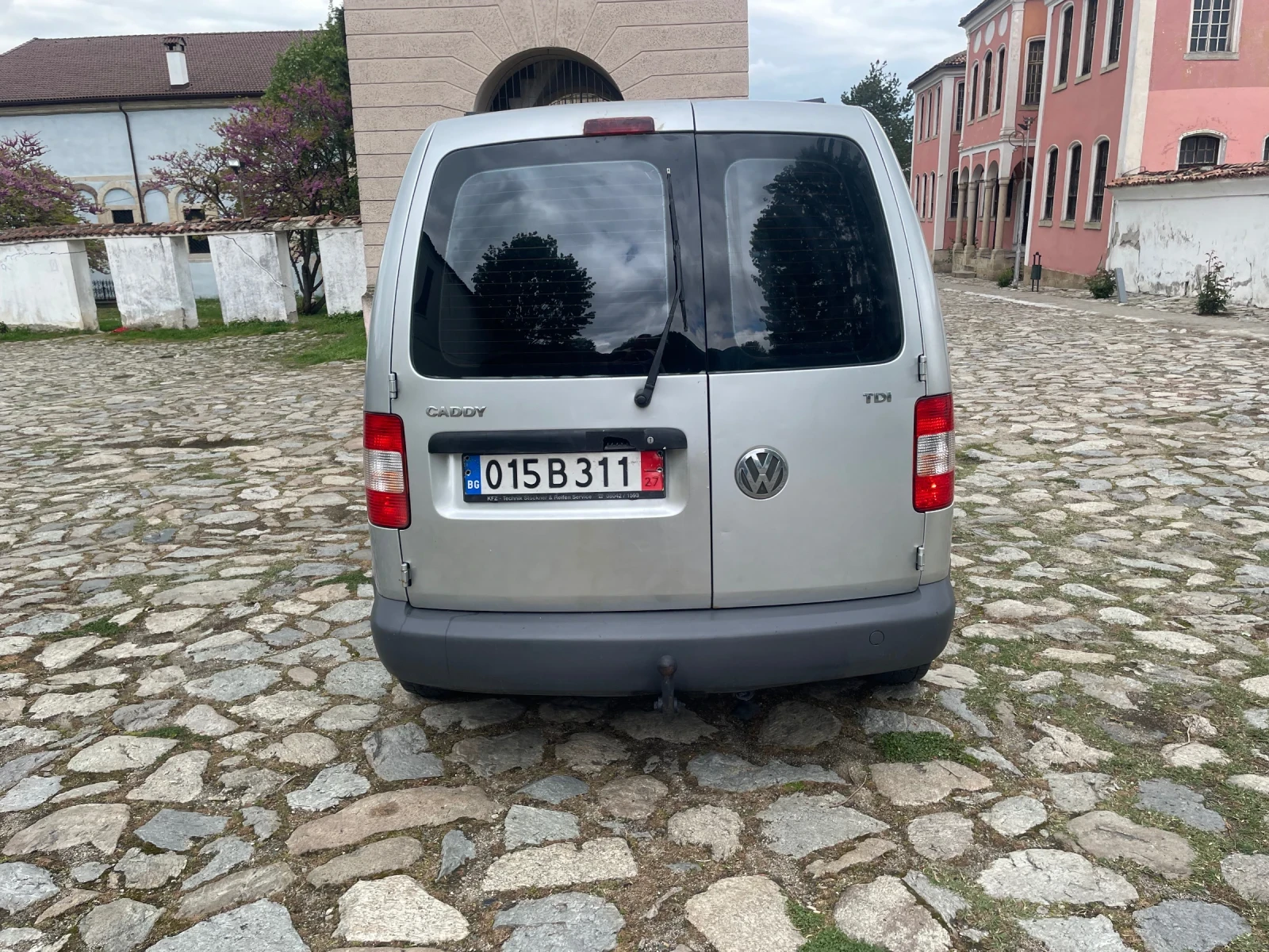 VW Caddy 1.9TDI 105ks 6+ 1 КЛИМАТИК, снимка 4 - Автомобили и джипове - 54568158