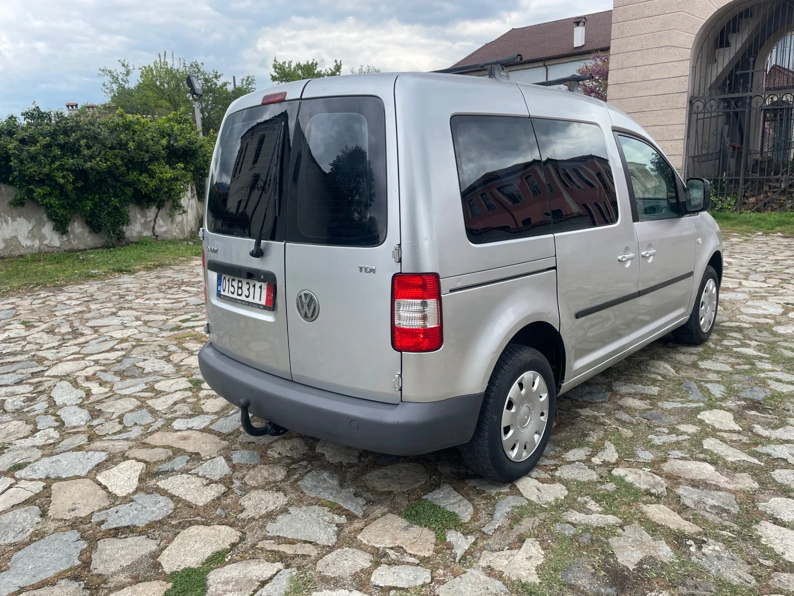 VW Caddy 1.9TDI 105ks 6+ 1 КЛИМАТИК, снимка 5 - Автомобили и джипове - 54568158