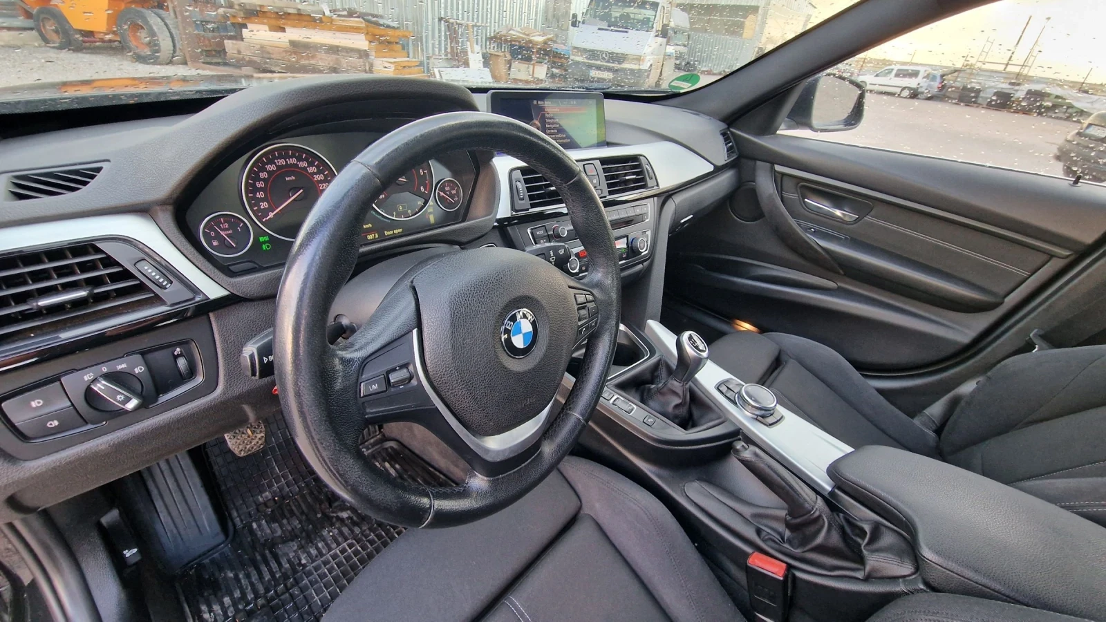 BMW 320 F31 BMW Sport, снимка 10 - Автомобили и джипове - 54677406