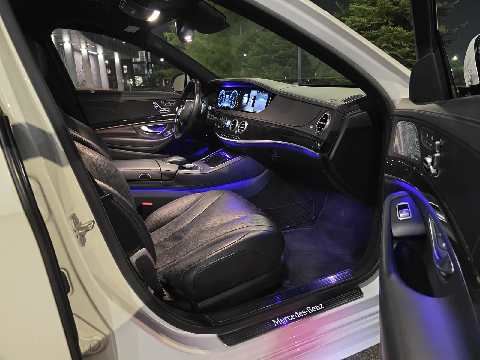 Mercedes-Benz S 550 TOP* БЕЗ ЩЕТИ* АВТО КРЕДИТ* CARFAX, снимка 12 - Автомобили и джипове - 54882617