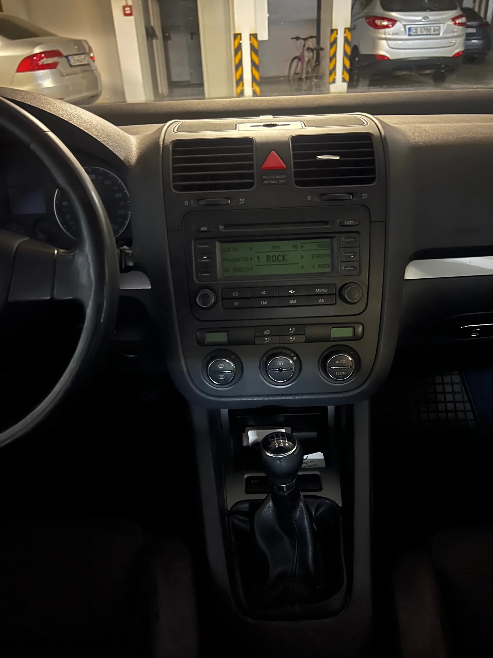 VW Golf, снимка 4 - Автомобили и джипове - 54972957