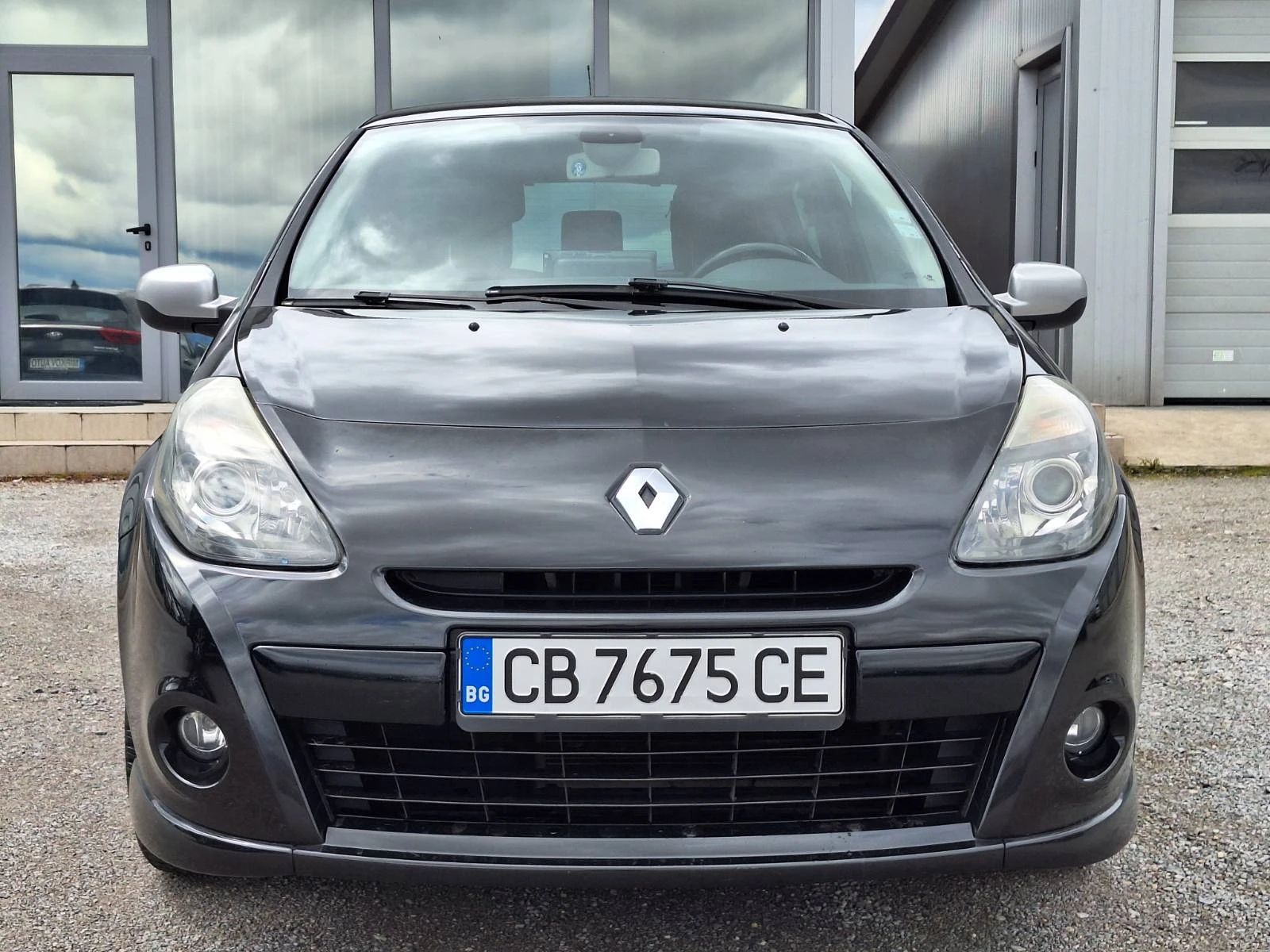 Renault Clio 1.6I-128кс, снимка 8 - Автомобили и джипове - 55125293