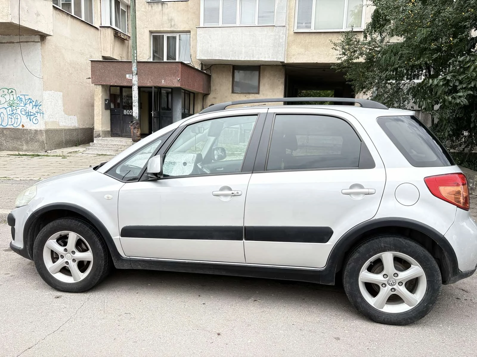 Suzuki SX4, снимка 4 - Автомобили и джипове - 55365781