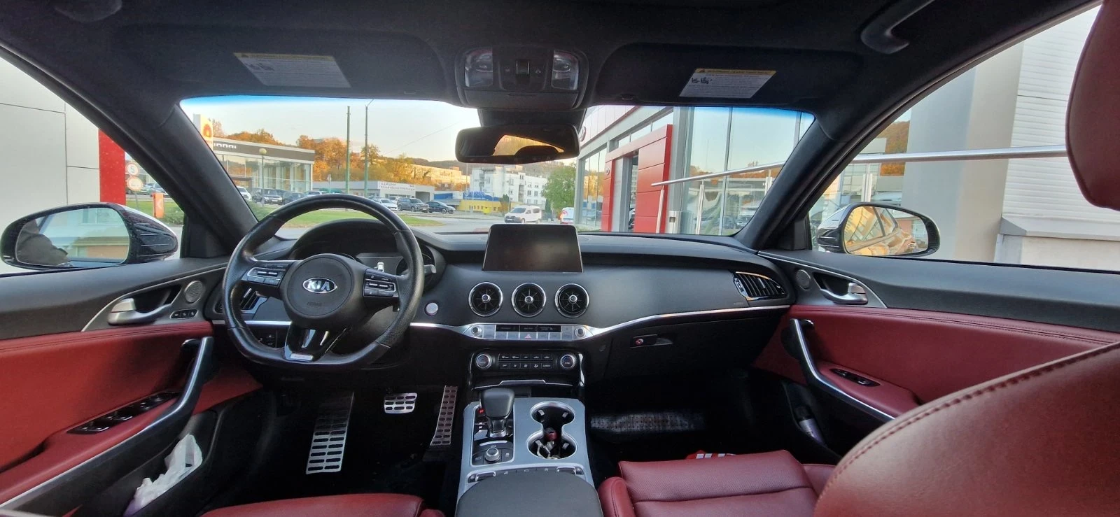 Kia Stinger, снимка 10 - Автомобили и джипове - 55546887