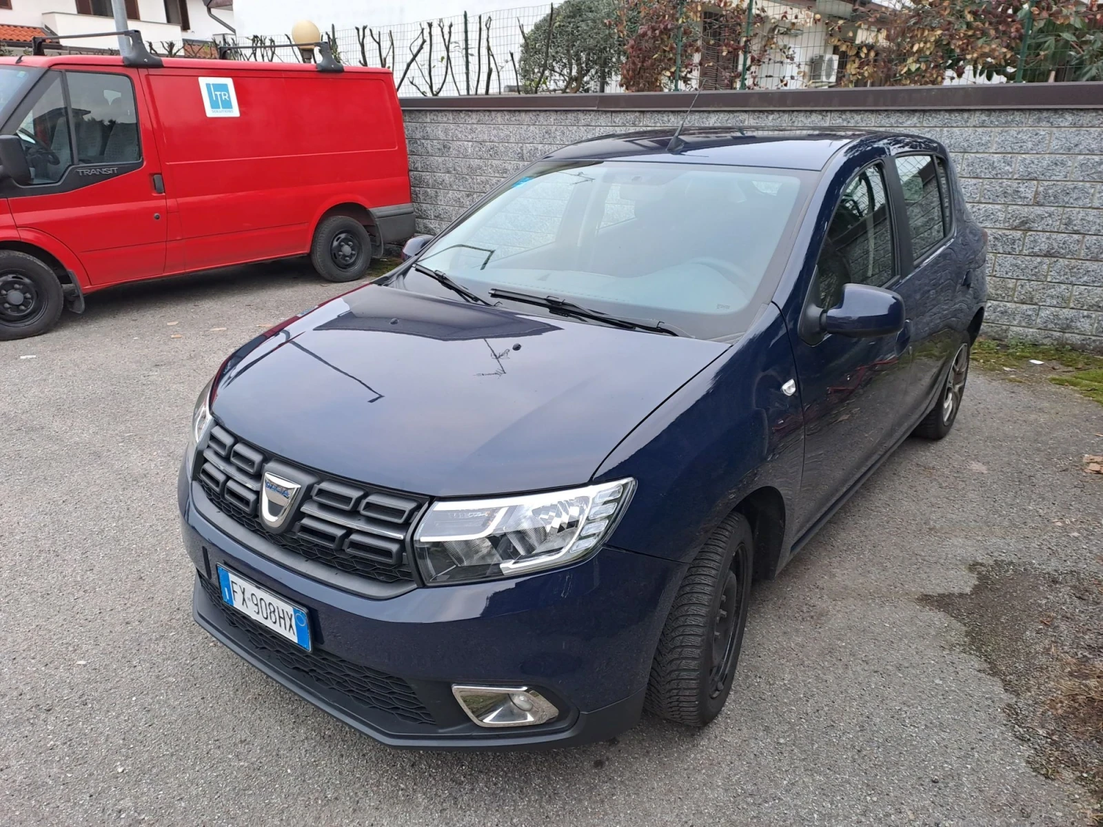 Dacia Sandero, снимка 4 - Автомобили и джипове - 55957422