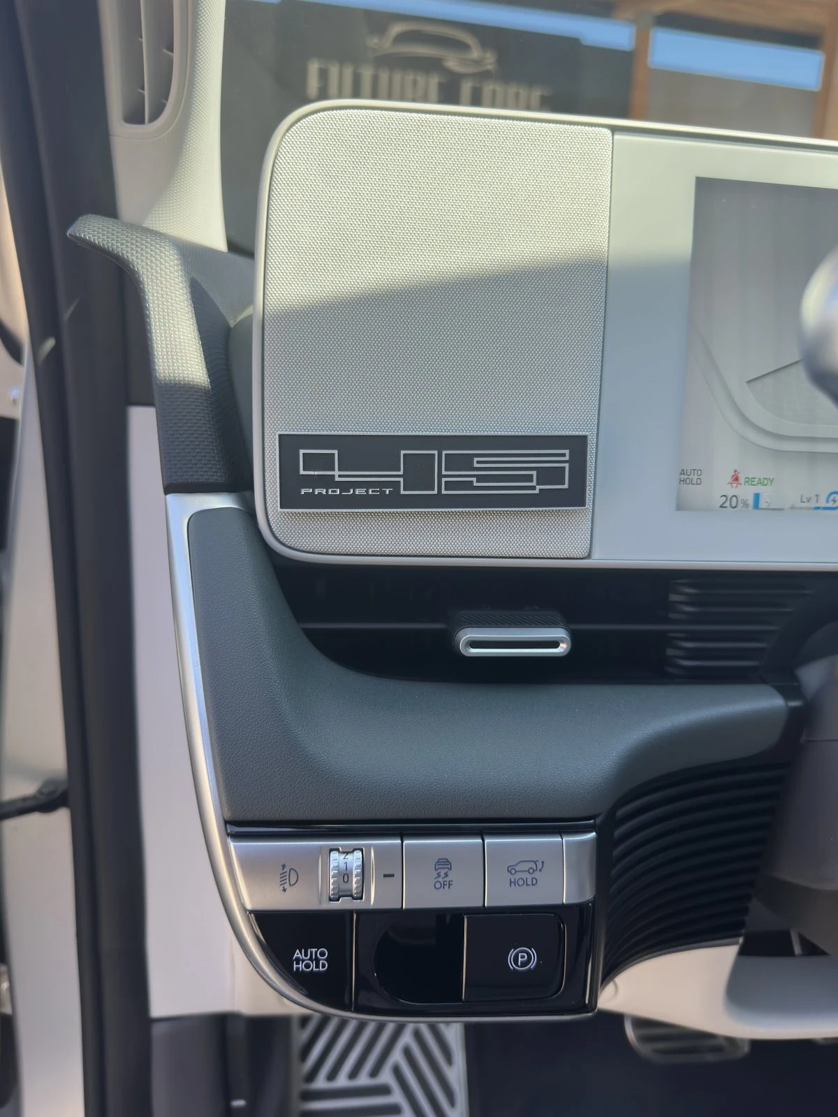 Hyundai Ioniq 5 72.6KWh/PROJECT 45/SOLAR/4X4/305К.С, снимка 17 - Автомобили и джипове - 55990782