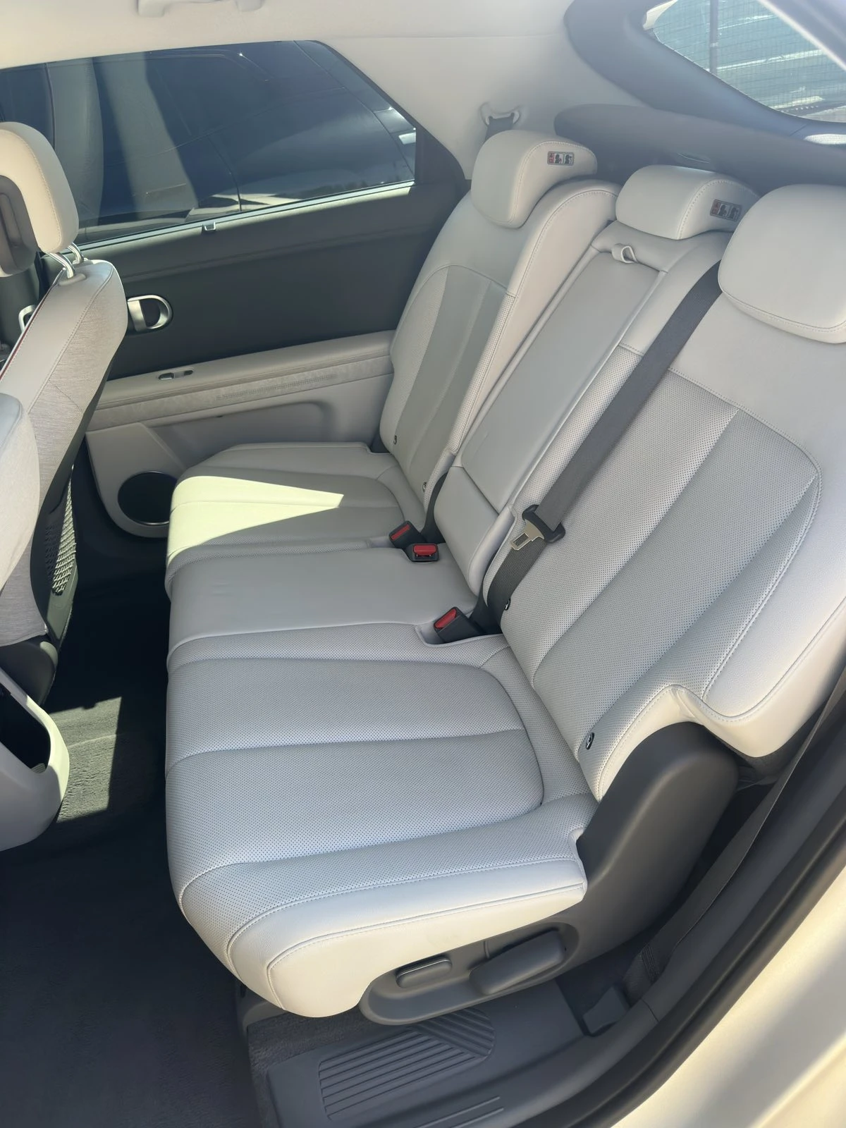 Hyundai Ioniq 5 72.6KWh/PROJECT 45/SOLAR/4X4/305К.С, снимка 11 - Автомобили и джипове - 55990782