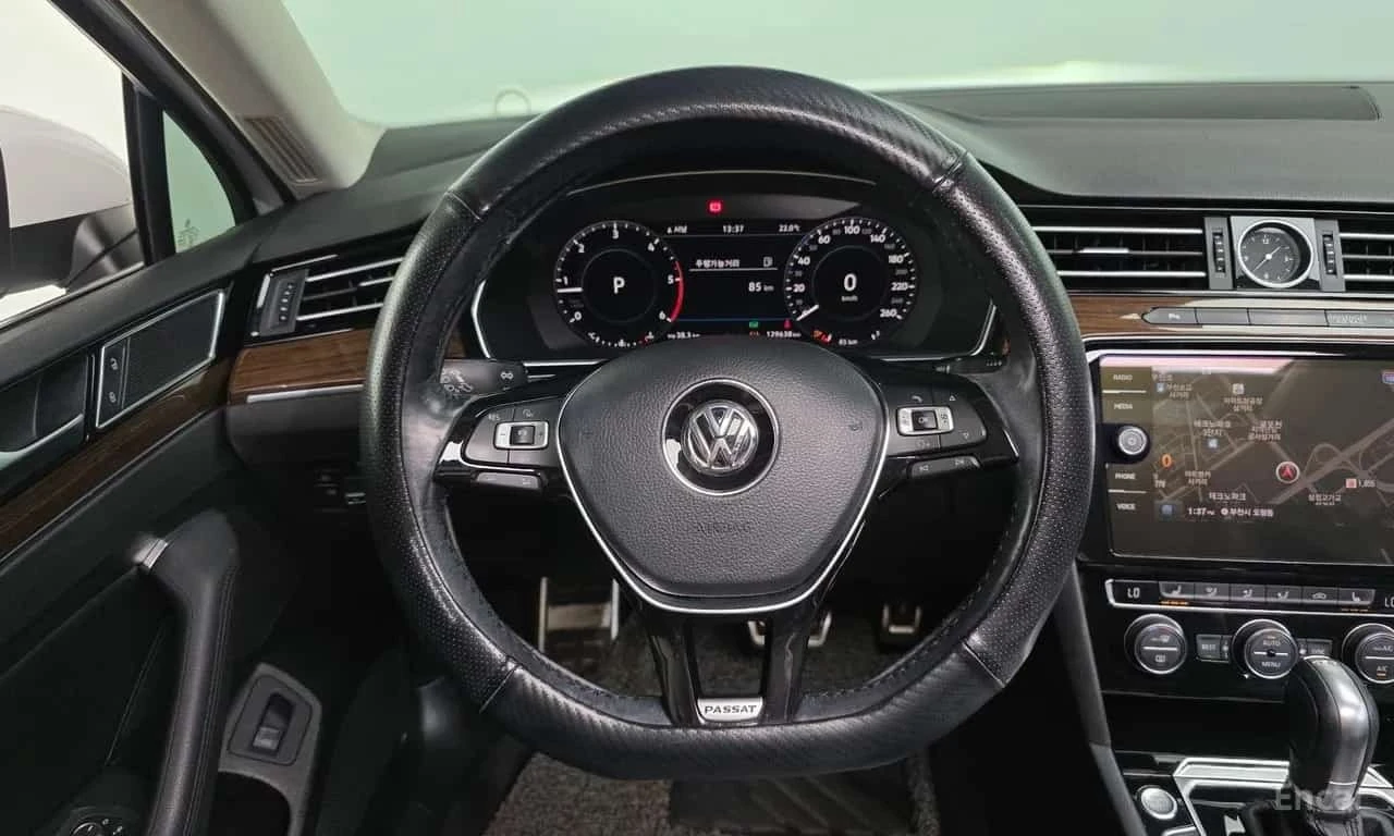 VW Passat * 2.0 TDI Premium * ���� �� �� | Mobile.bg � ����������� 13