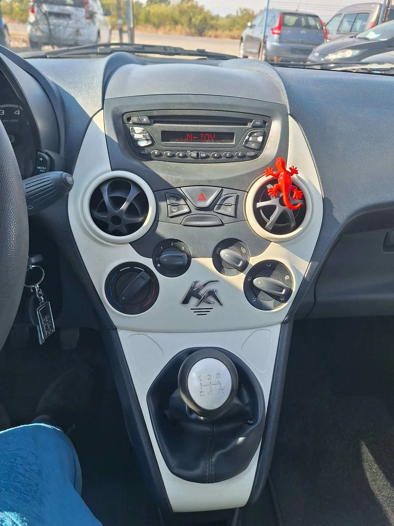 Ford Ka 1.2i , снимка 10 - Автомобили и джипове - 56373615