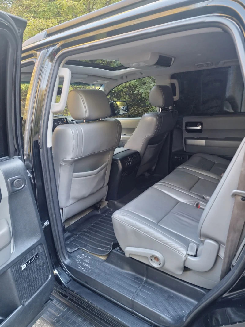 Toyota Sequoia Limited, снимка 8 - Автомобили и джипове - 47726645