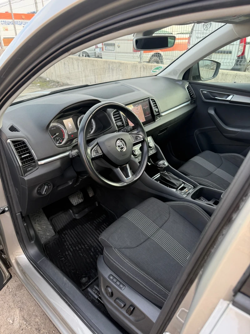 Skoda Karoq 1.5 TSI 7DSG Панорама/Печка/Кантон, снимка 6 - Автомобили и джипове - 49130537