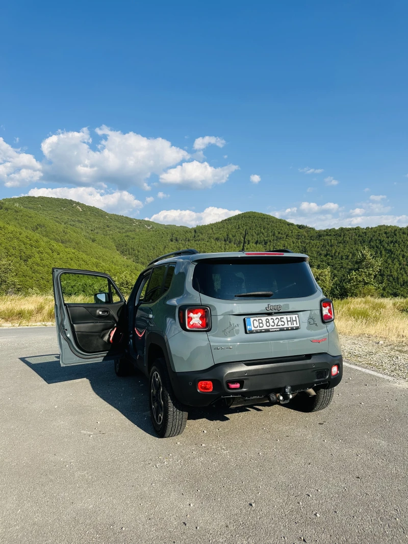 Jeep Renegade TRAILHAWK, снимка 2 - Автомобили и джипове - 52479499