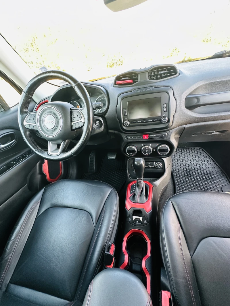 Jeep Renegade TRAILHAWK, снимка 10 - Автомобили и джипове - 52479499