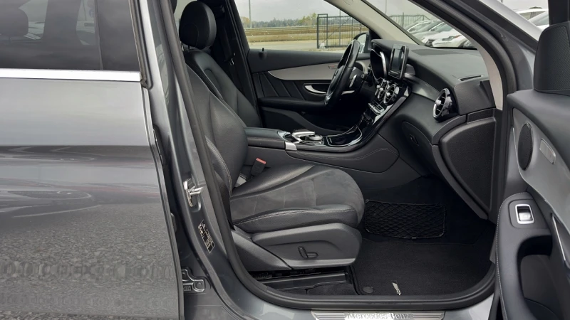 Mercedes-Benz GLC 250 d AMG 4x4 OFFROAD 9G PANORAMA ПОДГРЕВ KeyLess, снимка 14 - Автомобили и джипове - 52369333