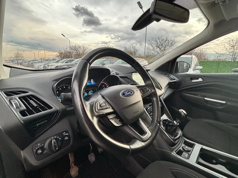 Ford Kuga 1.5TURBO/ECOBOOST/NAVI/EURO6b, снимка 5 - Автомобили и джипове - 52477334
