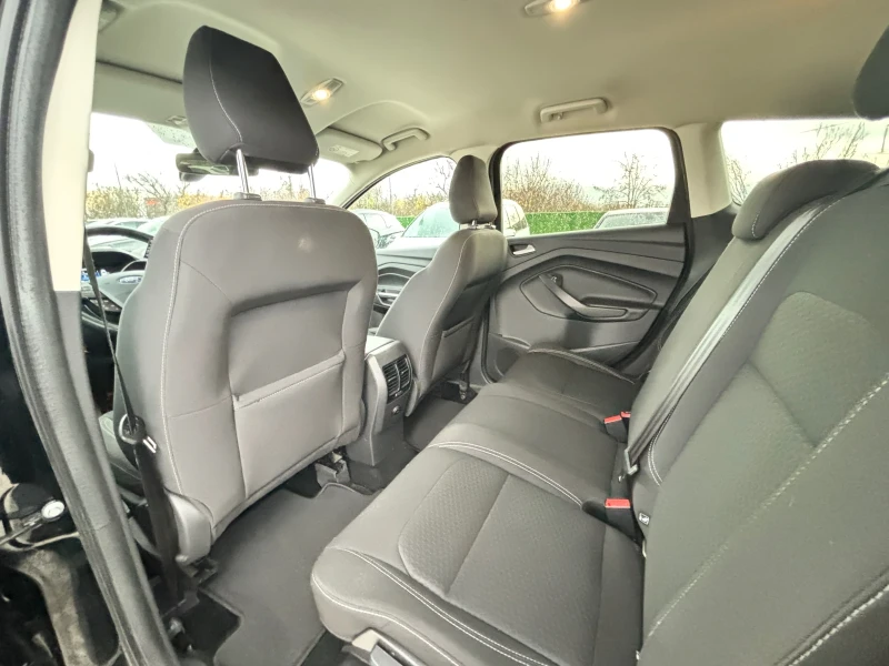 Ford Kuga 1.5TURBO/ECOBOOST/NAVI/EURO6b, снимка 7 - Автомобили и джипове - 52477334