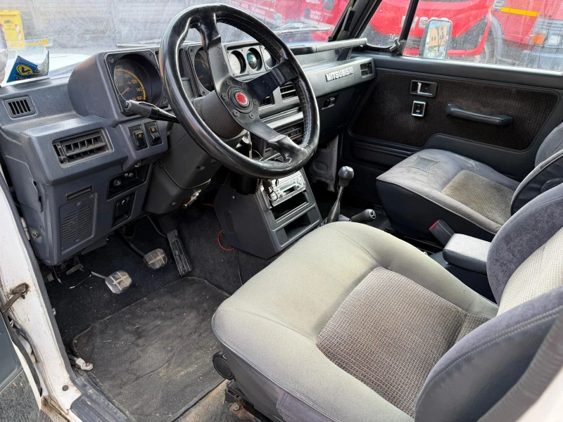 Mitsubishi Pajero 2.5D* БЕЗ РЪЖДИ * НОВ ВНОС* , снимка 10 - Автомобили и джипове - 52665433
