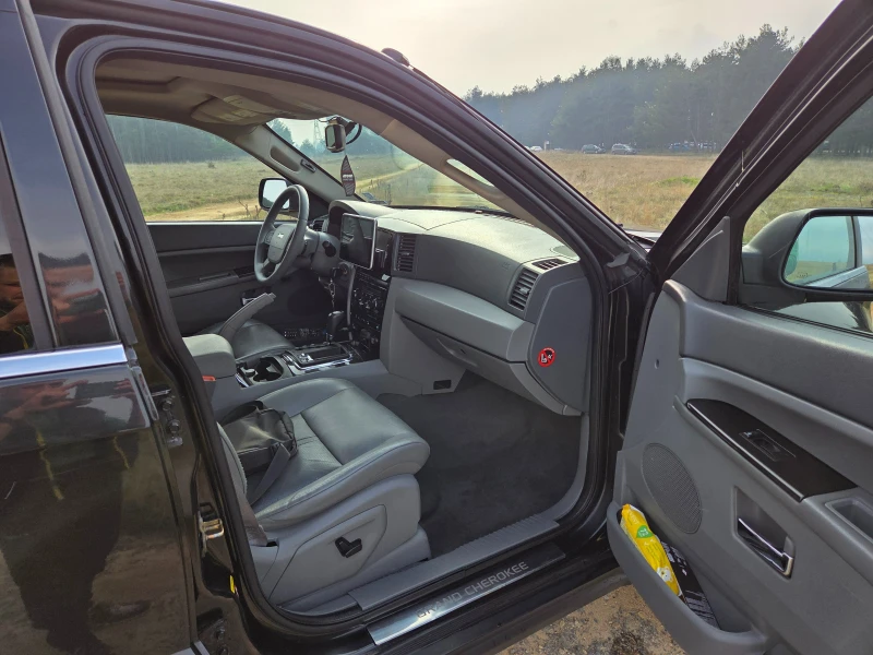 Jeep Grand cherokee 5.7 HEMI, снимка 10 - Автомобили и джипове - 53061257