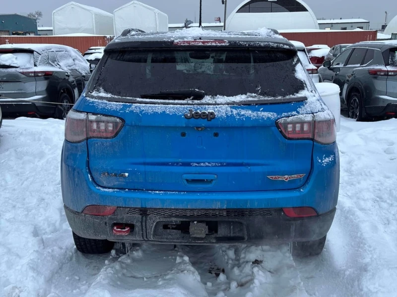 Jeep Compass * Trailhawk * CARFAX * БЕЗ ПЪРВОНАЧАЛНА ВНОСКА, снимка 4 - Автомобили и джипове - 53230408