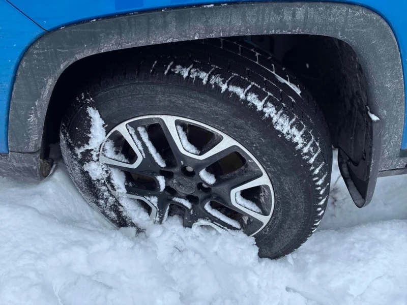 Jeep Compass * Trailhawk * CARFAX * БЕЗ ПЪРВОНАЧАЛНА ВНОСКА, снимка 7 - Автомобили и джипове - 53230408