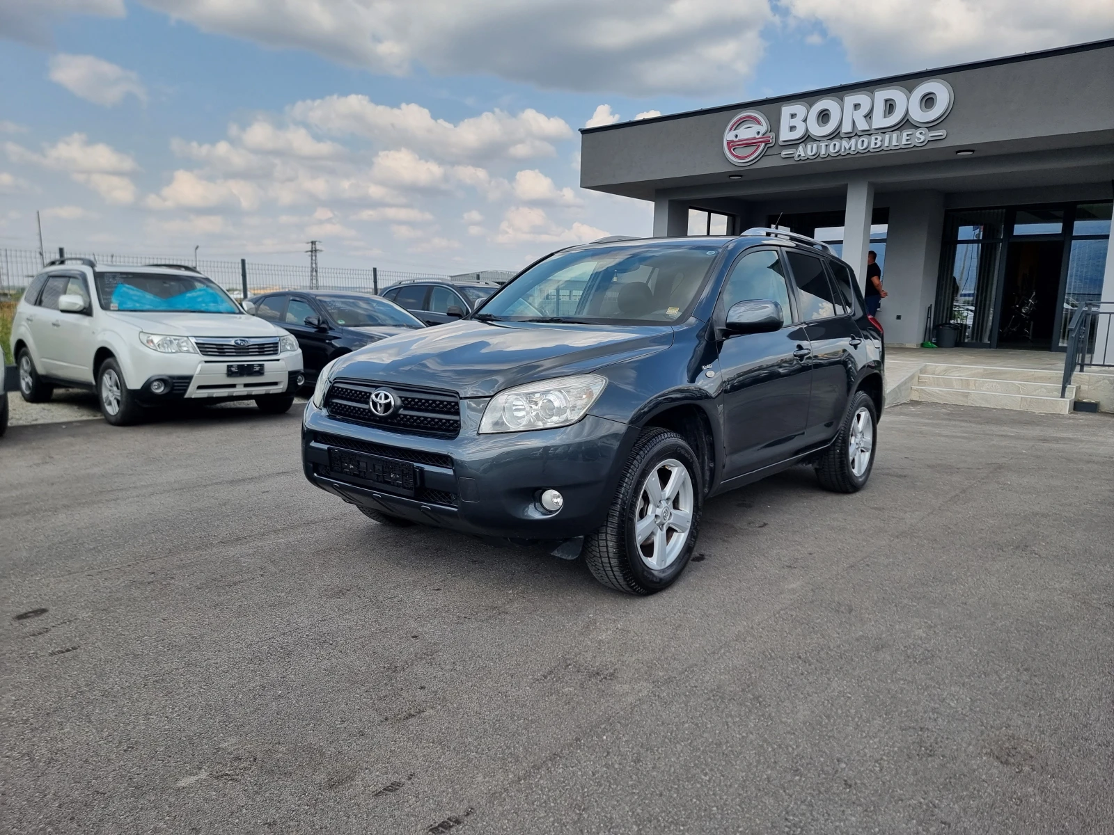 Toyota Rav4 2.2D4D - изображение 3