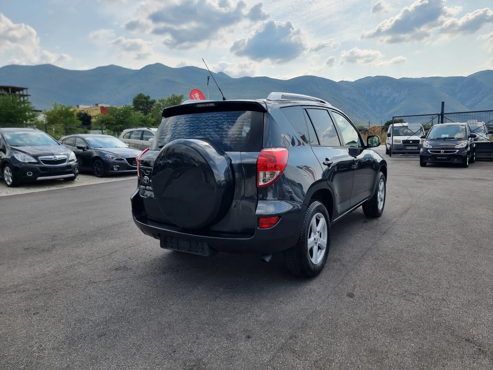 Toyota Rav4 2.2D4D - изображение 6