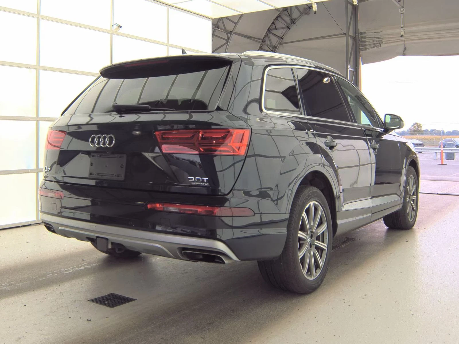 Audi Q7 PRESTIGE* DISTRONIK* PANO* ОБДУХ* DIGITAL* 8ZF* MA - изображение 5