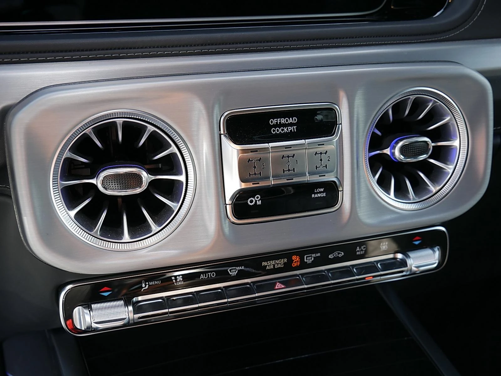 Mercedes-Benz G 63 AMG /FACELIFT/SUPERIOR/BURM/TV/360/KEYLESS/DISTRONIC/ | Mobile.bg   8