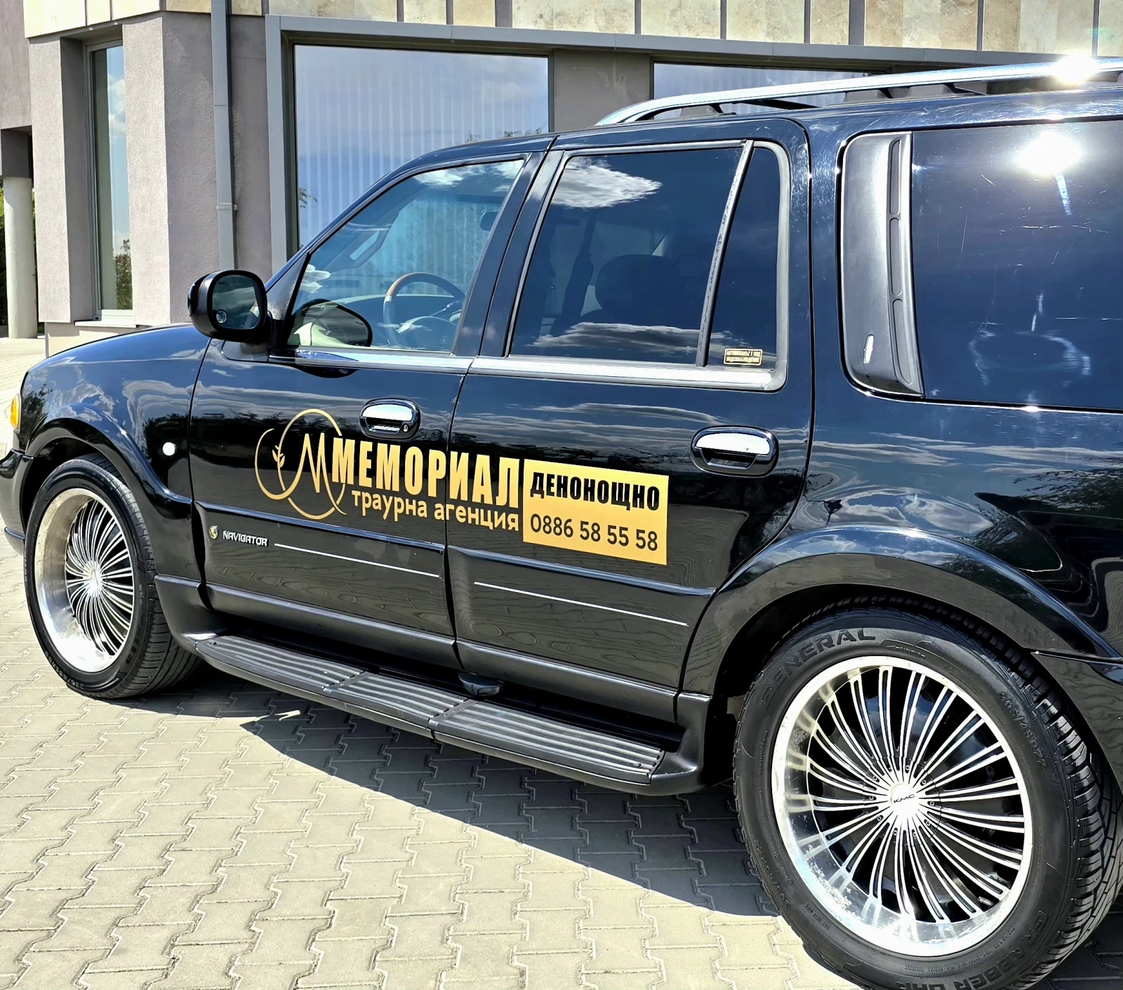 Lincoln Navigator cpecial edition - изображение 4