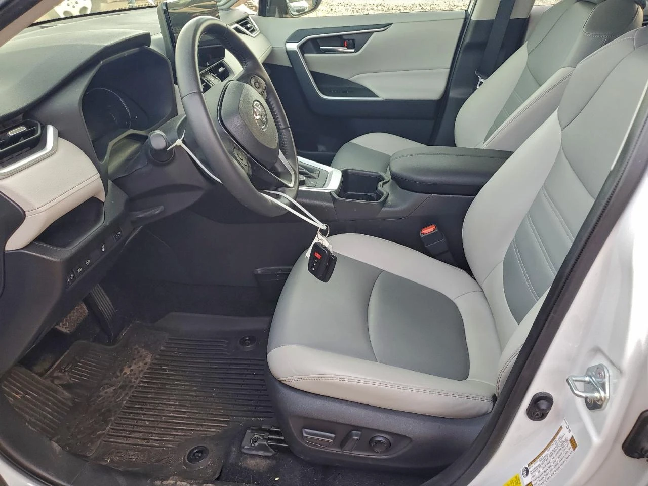 Toyota Rav4 XLE* PREMIUM*  - изображение 7
